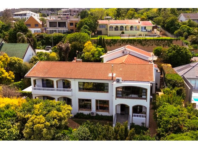  5  Rembrandt road, La Concorde, Somerset West 